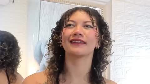 nickollsaenz online show from 06-10-26, 04:01
