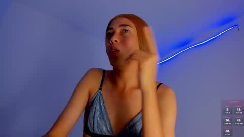 Snapshot of nicksull chatting on 03-08-25, 04:45 ISABEL IG Dajobasa online show from 03-08-25, 04:45