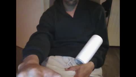 nickvd92 online show from 05-03-26, 10:38