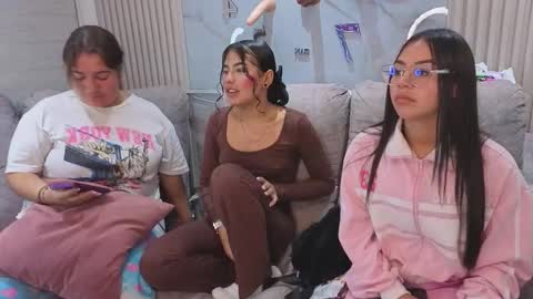 nicky_as online show from 11-22-25, 04:22