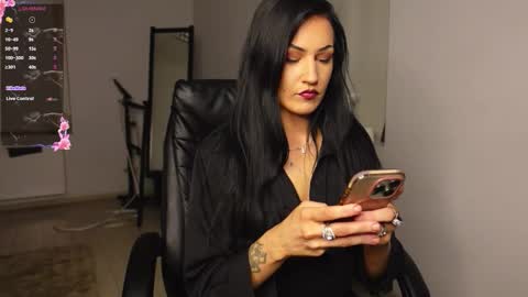 Snapshot of nicky_diammond chatting on 03-27-26, 08:08 NICKY DIAMMOND online show from 03-27-26, 08:08