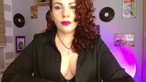lucy online show from 01-28-25, 01:08