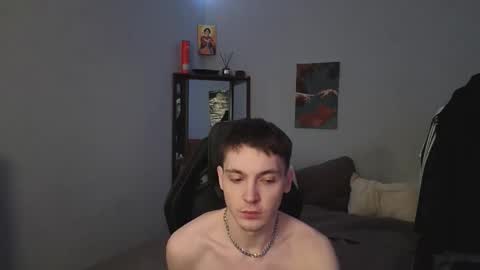 Nicki  Danny online show from 12-16-25, 09:36