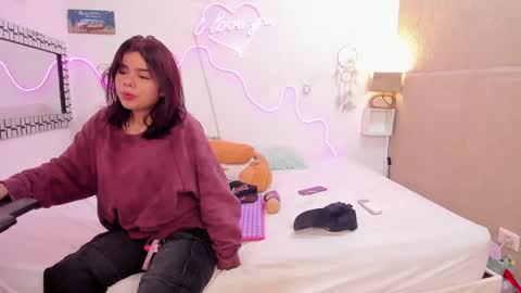Snapshot of nicky_teem chatting on 12-05-24, 09:50 nicky_teem online show from 12-05-24, 09:50
