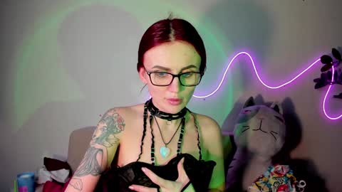 Nicky Weekends online show from 12-10-24, 03:20