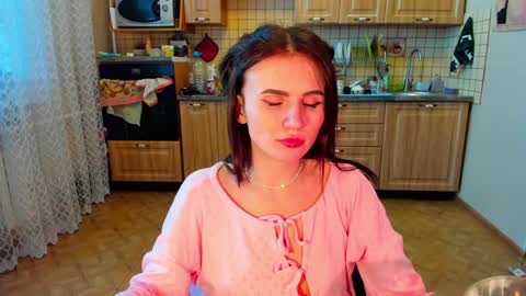 Nicky Weekends online show from 01-29-25, 06:22