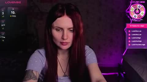 Nicky Weekends online show from 11-28-25, 01:52