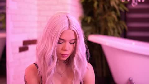 Snapshot of nickybennz chatting on 03-01-26, 07:16 Nicky online show from 03-01-26, 07:16