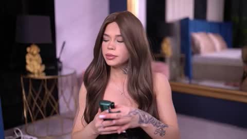 Snapshot of nickybennz chatting on 03-07-26, 07:00 Nicky online show from 03-07-26, 07:00