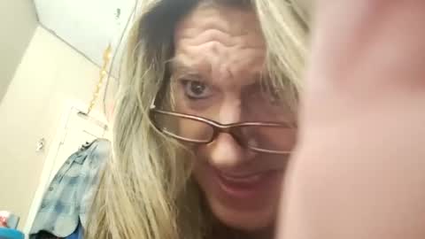 Snapshot of nickyjackson1 chatting on 01-19-25, 10:06 Nicky online show from 01-19-25, 10:06