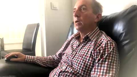 Snapshot of nico181969 chatting on 11-06-25, 10:16 Nico online show from 11-06-25, 10:16