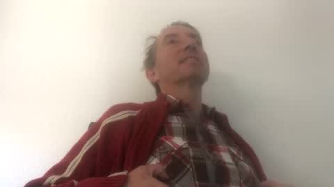 Nico online show from 05-03-26, 12:22