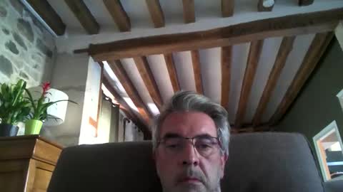 Nico online show from 05-25-26, 08:20