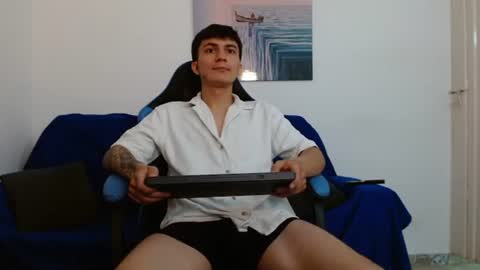 Nico online show from 06-17-26, 06:42