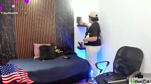 Nico online show from 07-05-26, 12:17