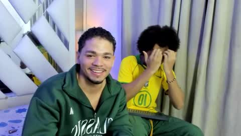 Snapshot of nico_blaze7 chatting on 11-14-25, 01:21 nico_blaze7 online show from 11-14-25, 01:21