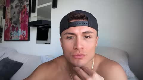 Snapshot of nicoferrarox chatting on 03-22-26, 05:16 nicoferrarox online show from 03-22-26, 05:16