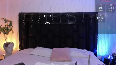 Nico King online show from 03-12-26, 12:11