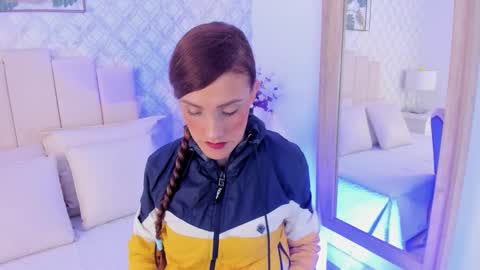 Snapshot of nicol_89 chatting on 02-04-26, 11:27 Nicol online show from 02-04-26, 11:27