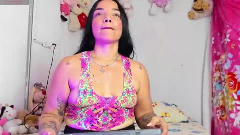 Snapshot of nicol_arrieta chatting on 02-04-26, 11:20 NICOL online show from 02-04-26, 11:20