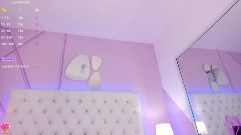 Snapshot of nicol_betancur chatting on 01-16-25, 04:17 Nicol online show from 01-16-25, 04:17