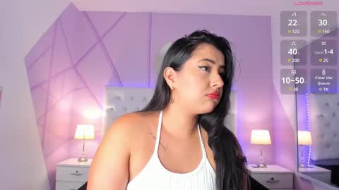 Snapshot of nicol_betancur chatting on 02-26-25, 05:09 Nicol online show from 02-26-25, 05:09