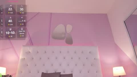 Snapshot of nicol_betancur chatting on 10-15-25, 04:51 Nicol online show from 10-15-25, 04:51