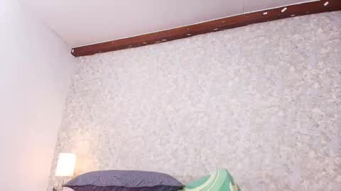 Snapshot of nicol_ferrer chatting on 10-07-25, 08:06 Nicol online show from 10-07-25, 08:06