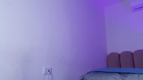 Nicol online show from 03-10-26, 03:11