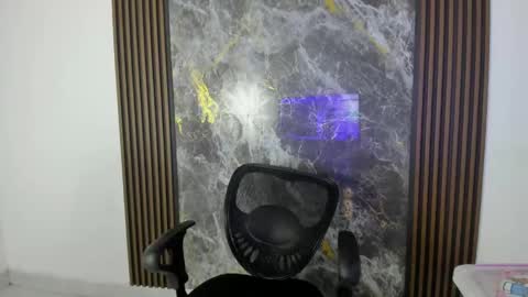 Snapshot of nicol_jone chatting on 09-22-25, 10:23 Nicol sanchez online show from 09-22-25, 10:23