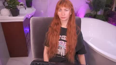 Nicol Moonn online show from 04-24-26, 08:17