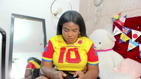 Snapshot of nicol_zurich chatting on 07-03-26, 08:37 NIKOL online show from 07-03-26, 08:37