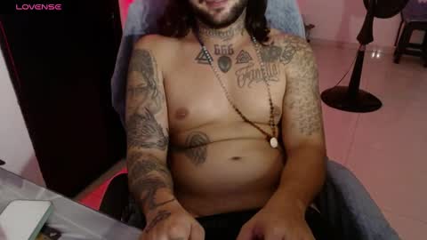 nicolas online show from 01-17-25, 08:13