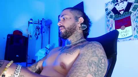 nicolas online show from 04-30-26, 03:57