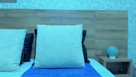 Snapshot of nicolaskan chatting on 09-17-25, 12:18 Nicolas online show from 09-17-25, 12:18