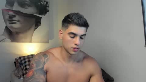 Snapshot of nicolasmuscle chatting on 01-22-25, 10:26 Andres online show from 01-22-25, 10:26