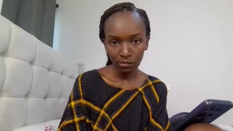 nicole161117 online show from 11-20-25, 12:27