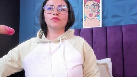 Nicole online show from 05-16-26, 12:29