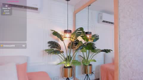 Snapshot of nicole_whitee chatting on 03-06-26, 09:11 N A T A L I A online show from 03-06-26, 09:11