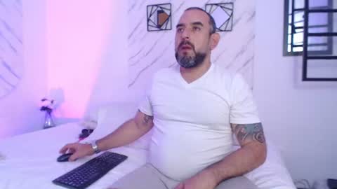Nicole online show from 06-25-26, 05:12