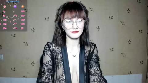 Snapshot of nicoledaviss_ chatting on 05-30-26, 07:22 NicoleDavis online show from 05-30-26, 07:22