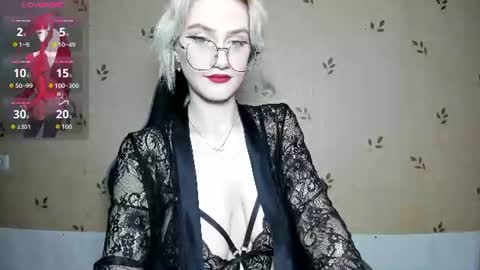 NicoleDavis online show from 07-14-26, 07:30