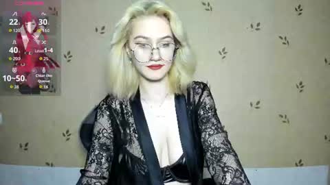 NicoleDavis online show from 07-18-26, 07:17