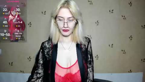 NicoleDavis online show from 07-26-26, 07:21