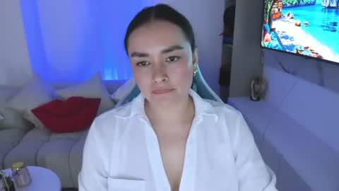 Nicolle online show from 07-09-26, 11:42