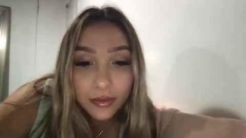 Snapshot of nicolelovesyou444 chatting on 02-05-25, 05:09 nicolelovesyou444 online show from 02-05-25, 05:09
