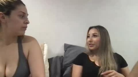 Snapshot of nicolelovesyou444 chatting on 02-07-25, 02:40 nicolelovesyou444 online show from 02-07-25, 02:40