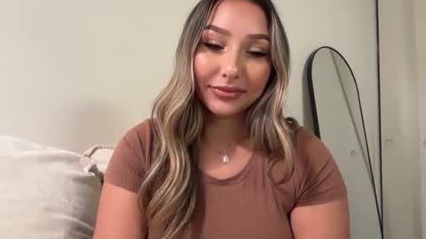 Snapshot of nicolelovesyou444 chatting on 09-09-25, 01:10 nicolelovesyou444 online show from 09-09-25, 01:10