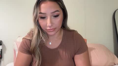 Snapshot of nicolelovesyou444 chatting on 09-10-25, 01:55 nicolelovesyou444 online show from 09-10-25, 01:55