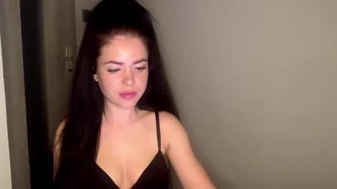 Nicole online show from 03-19-26, 08:24